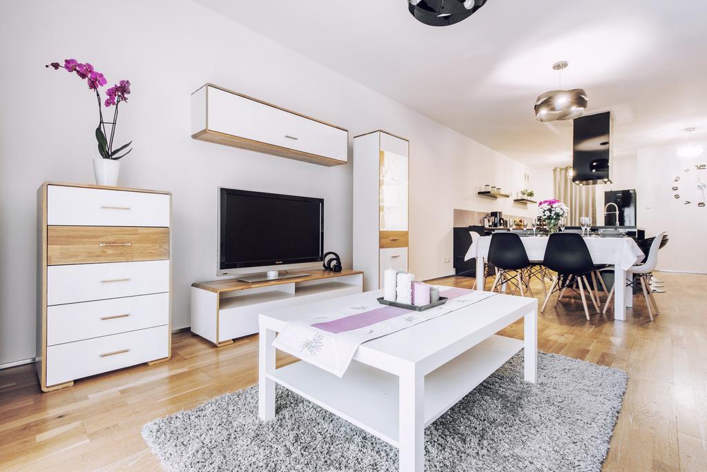 Feldmana 6 * Kraków